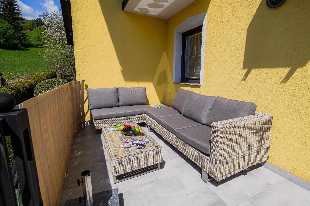 Apartments Vila Lena At Aqualuna Podcetrtek Bagian luar foto